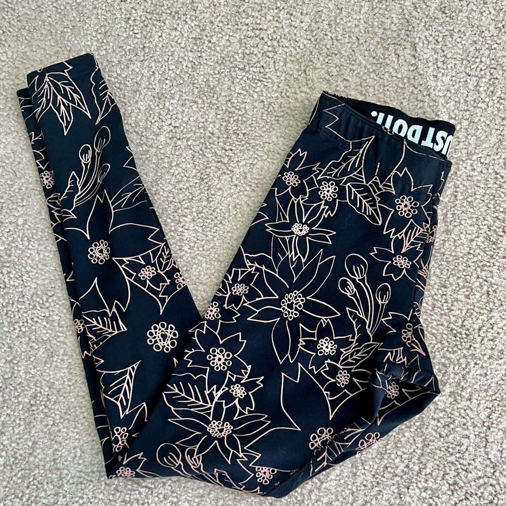 Nike dry fit leggings .. XS